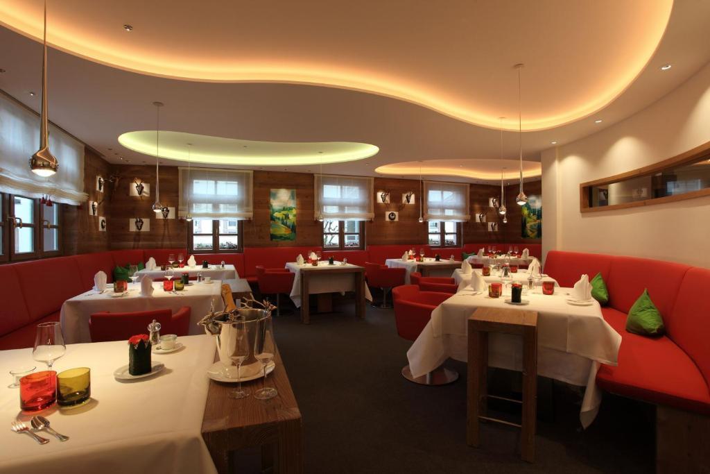 Hotel-Restaurant Adler Lahr/Schwarzwald Kültér fotó
